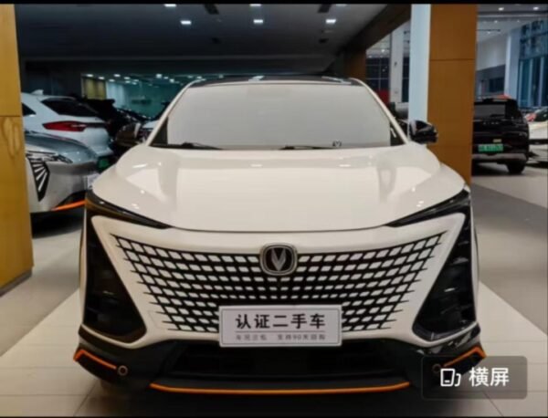 ok3 Changan UNI-T : Le Crossover Intelligent et Audacieux