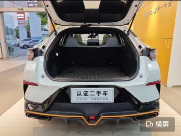 ok4 Changan UNI-T : Le Crossover Intelligent et Audacieux