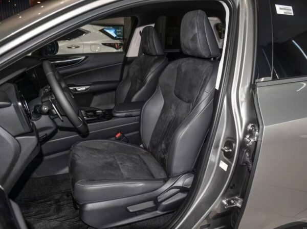 lex2 EXUS NX 350h Hybride - Véhicule de Représentation et de Supervision